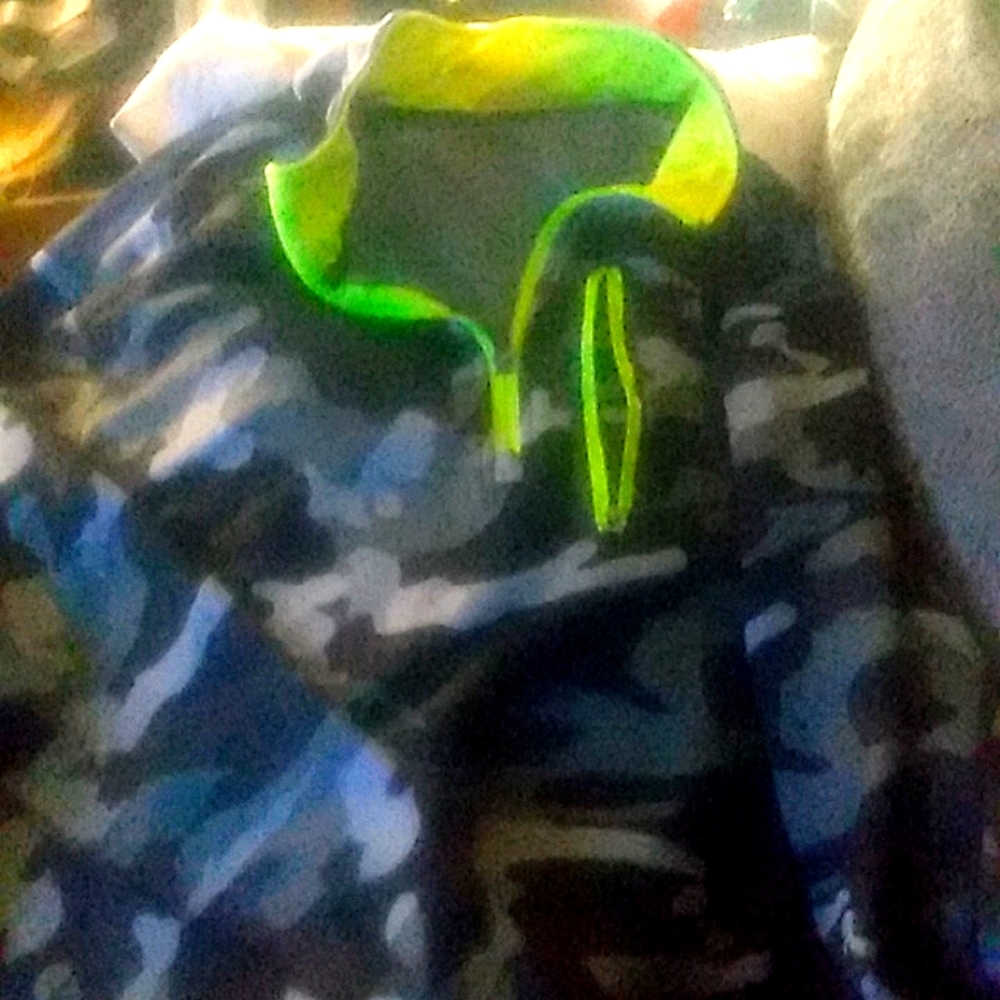 Men camp hoodie.